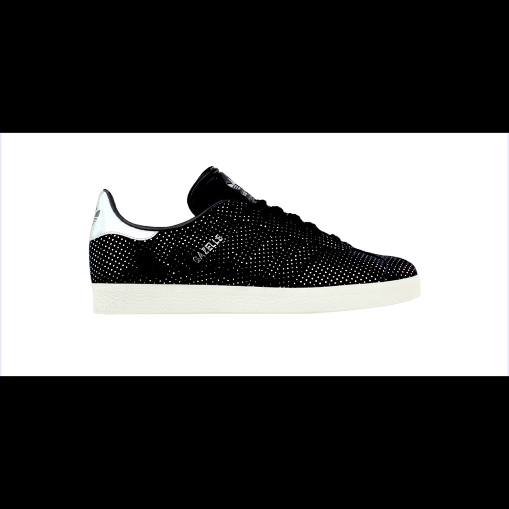 Adidas Gazelle Black speckled sneakers 6.5